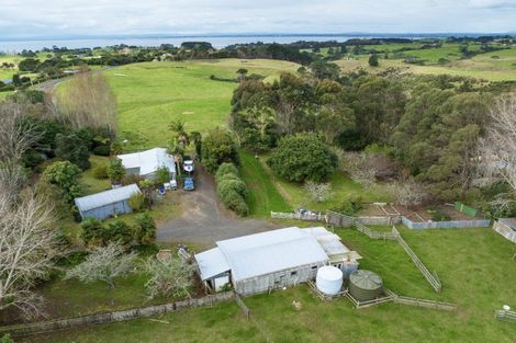 Photo of property in 3031 Awhitu Road, Awhitu, Waiuku, 2684