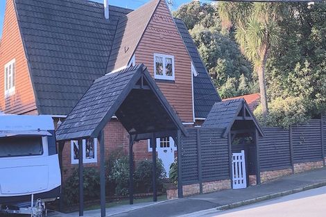 Photo of property in 10 Mersey Street, Island Bay, Wellington, 6023