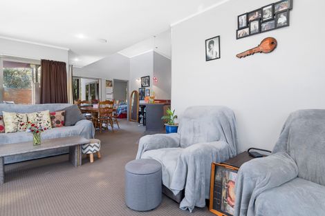 Photo of property in 3 Lark Place, Welcome Bay, Tauranga, 3112