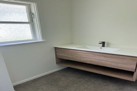 Photo of property in 3 Hill Grove, Naenae, Lower Hutt, 5011