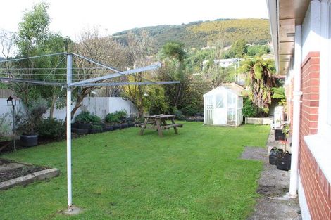 Photo of property in 12 Tannadice Street, Normanby, Dunedin, 9010