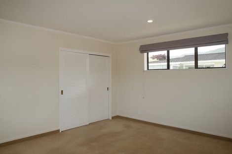 Photo of property in 63a Ngaio Road, Waikanae, 5036