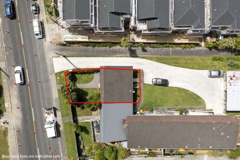 Photo of property in 1/137 Rangatira Road, Beach Haven, Auckland, 0626