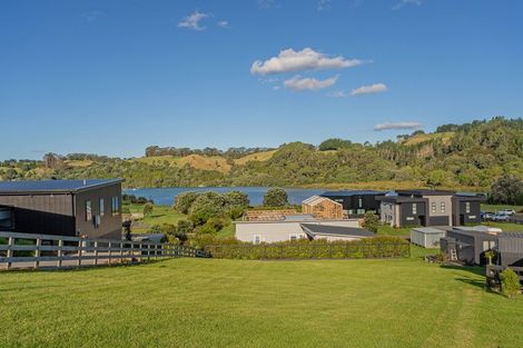 Photo of property in 4 Joyce Harsant Place, Cooks Beach, 3591