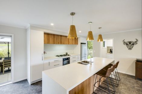 Photo of property in 66 Avery Road, Eskdale, Napier, 4182