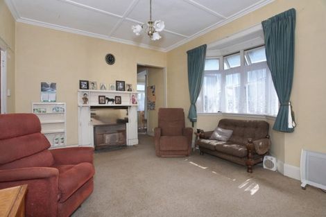 Photo of property in 40 Stewart Street, Marton, 4710