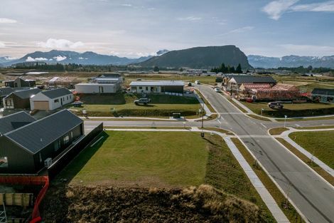 Photo of property in 1 Mason Street, Wanaka, 9305