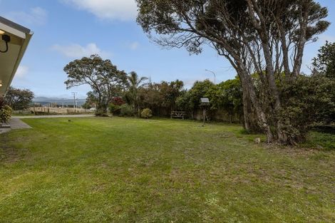 Photo of property in 189 Tararua Road, Levin, 5571
