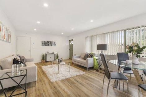 Photo of property in 128a Gloucester Road, Manurewa, Auckland, 2102