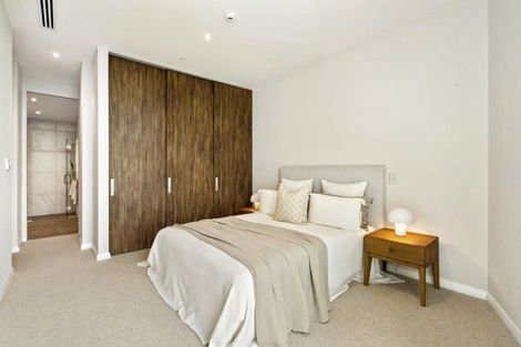 Photo of property in 3/258 Lake Road, Hauraki, Auckland, 0622