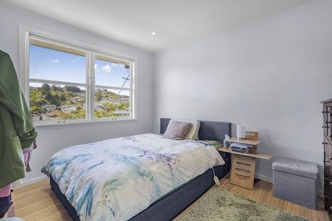 Photo of property in 113a Newlands Road, Newlands, Wellington, 6037