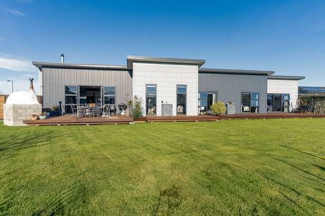 Photo of property in 7 Takahe Drive, Carterton, 5713
