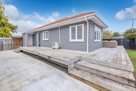 Photo of property in 28 Walsh Street, Forest Lake, Hamilton, 3200