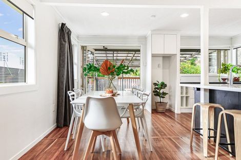 Photo of property in 84 Newcastle Road, Dinsdale, Hamilton, 3204