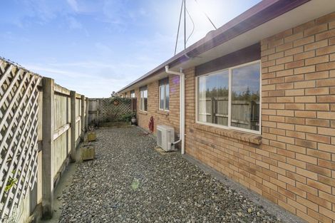 Photo of property in Rangeview Villas, 63/9 Fuller Close, Levin, 5510