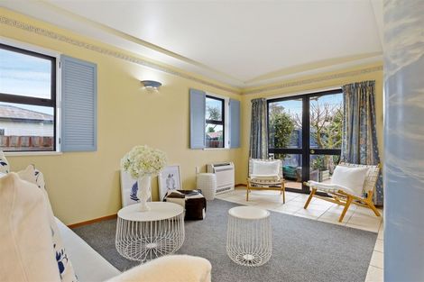 Photo of property in 30 Lees Road, Strowan, Christchurch, 8052