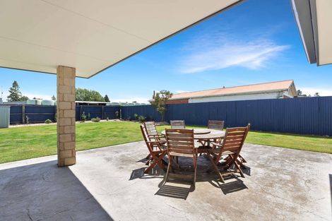 Photo of property in 22 Anne Street, Tinwald, Ashburton, 7700