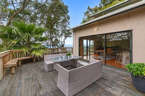 Photo of property in 44 Paturoa Road, Titirangi, Auckland, 0604