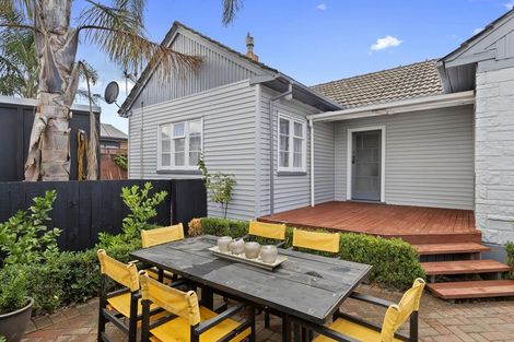 Photo of property in 84 Norton Road, Frankton, Hamilton, 3204