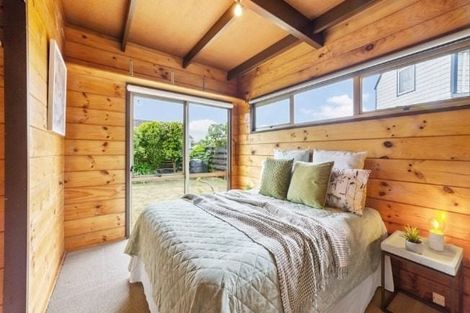 Photo of property in 174 Orangi Kaupapa Road, Northland, Wellington, 6012