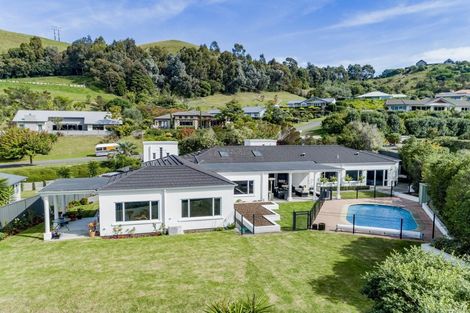 Photo of property in 115 Kent Terrace, Taradale, Napier, 4112