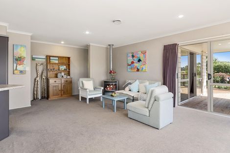 Photo of property in 28 Tuscany Place, Ohauiti, Tauranga, 3112