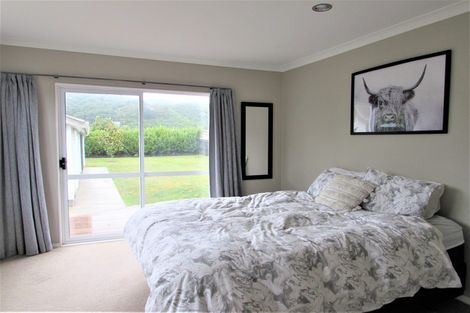 Photo of property in 80 Hyde Street, Wainuiomata, Lower Hutt, 5014