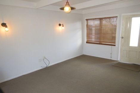 Photo of property in 1 Te Kupe Road, Paraparaumu Beach, Paraparaumu, 5032
