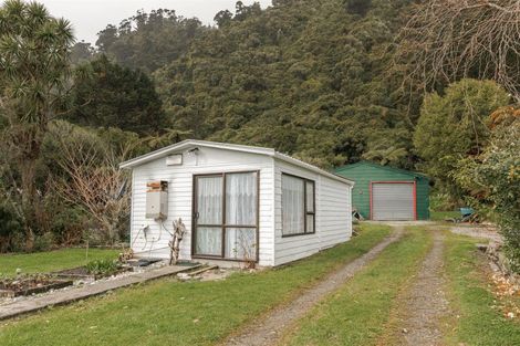 Photo of property in 25 Torea Street, Granity, 7823