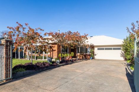 Photo of property in 59 Whiting Crescent, Greenmeadows, Napier, 4112