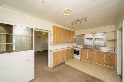 Photo of property in 13 Rimu Street, Hawera, 4610