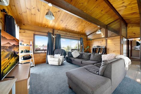 Photo of property in 56 Makora Road, Massey, Auckland, 0614