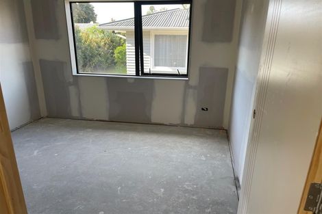 Photo of property in 2 Greenhaven Avenue, Papakura, 2113