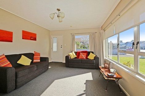 Photo of property in 1/512 Fitzroy Avenue, Hastings, 4122