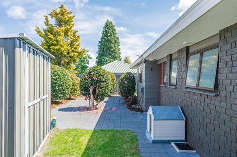 Photo of property in 7 Kathleen Place, Rainbow Point, Taupo, 3330
