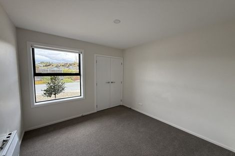 Photo of property in 46 Marbleleaf Lane, Albert Town, Wanaka, 9305