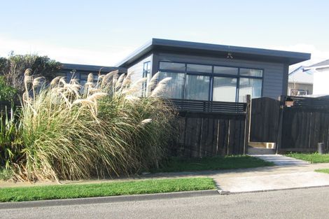Photo of property in 12 Moki Street, Titahi Bay, Porirua, 5022