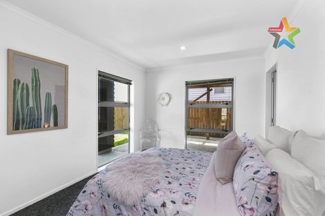 Photo of property in 17 Cresswell Place, Johnsonville, Wellington, 6037