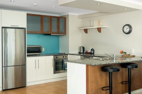 Photo of property in 102/178 Marine Parade, Mount Maunganui, 3116