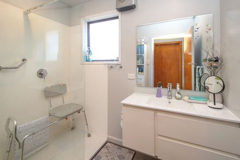 Photo of property in 83 Vancouver Crescent, Wainoni, Christchurch, 8061