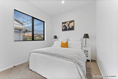 Photo of property in 4 Puwha Street, Massey, Auckland, 0614