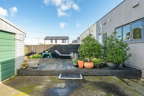 Photo of property in 52 Durham Crescent, Fairfield, Lower Hutt, 5011