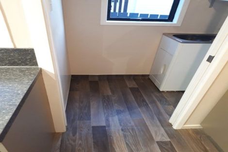 Photo of property in 1/39 Solar Road, Glen Eden, Auckland, 0602