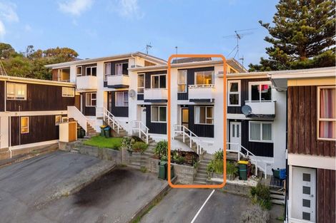 Photo of property in 4/12 Thornley Street, Titahi Bay, Porirua, 5022