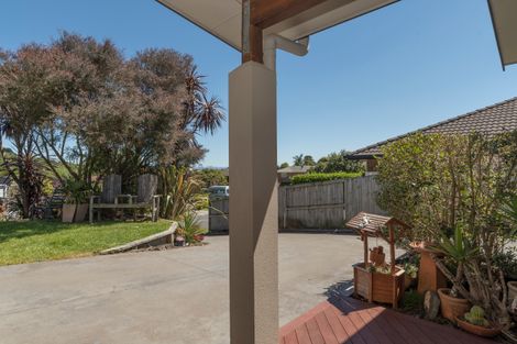 Photo of property in 3 Lark Place, Welcome Bay, Tauranga, 3112