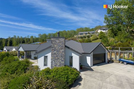 Photo of property in 218 Gladstone Road North, Mosgiel, 9024