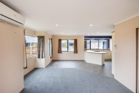 Photo of property in 27 Parnell Heights Drive, Kelvin Grove, Palmerston North, 4414