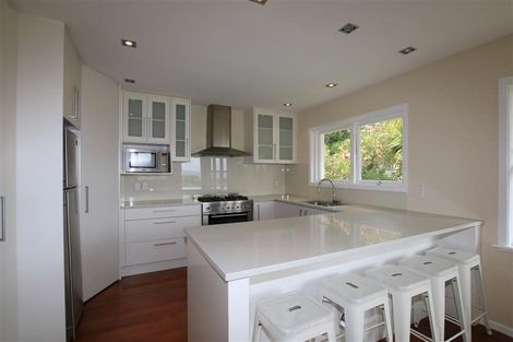 Photo of property in 12 City View Terrace, Birkenhead, Auckland, 0626
