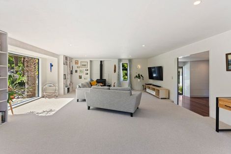 Photo of property in 105 Waterfall Road, Paraparaumu, 5032