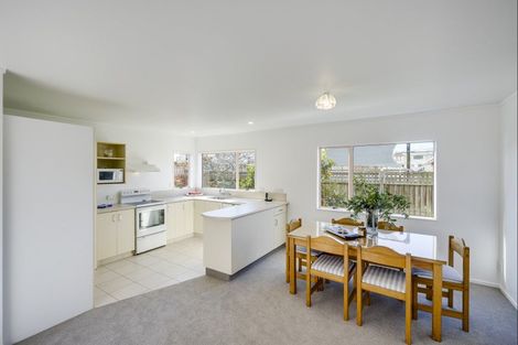Photo of property in 13/180 Charles Street, Westshore, Napier, 4110